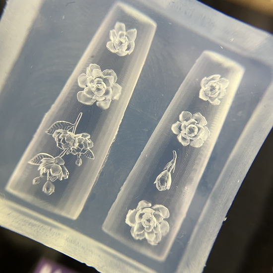 Молд для объемного дизайна ногтей Розы