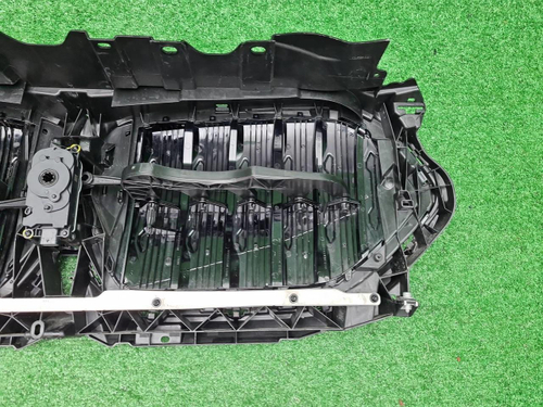 Решетка радиатора BMW X6 G06 (2019-2023)