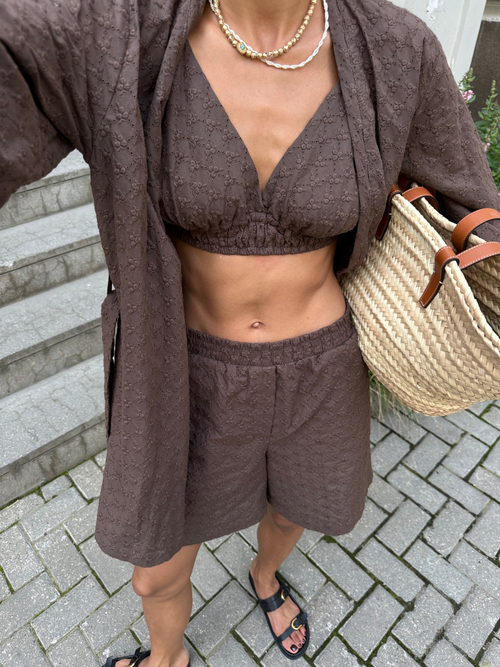 Топ из шитья на бретелях шоколадный