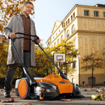 Подметальное устройство (аккум) STIHL KGA 770 50л, 77см, 16кг до 2000м2