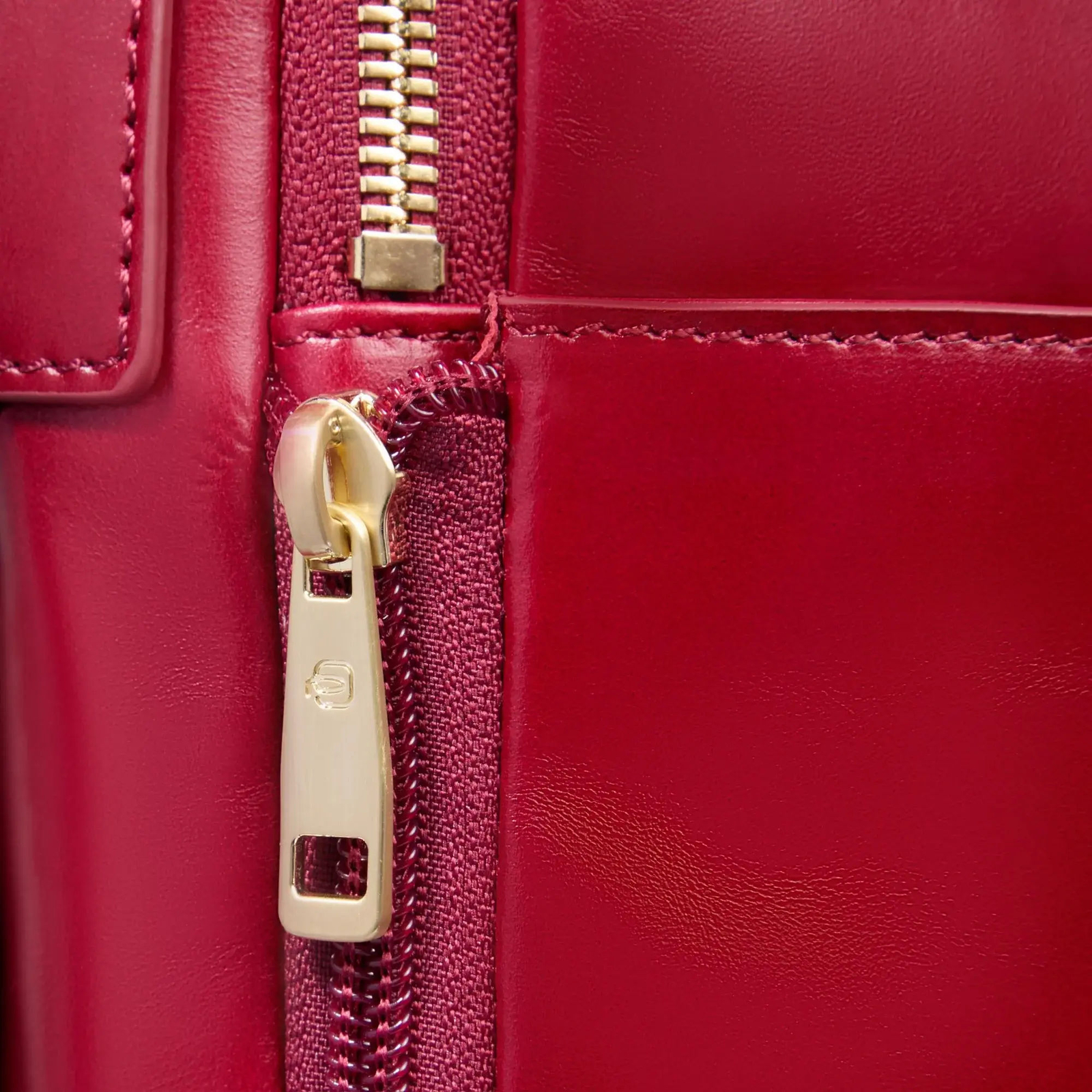 Рюкзак женский Blue Square CA6678B2/Rosso