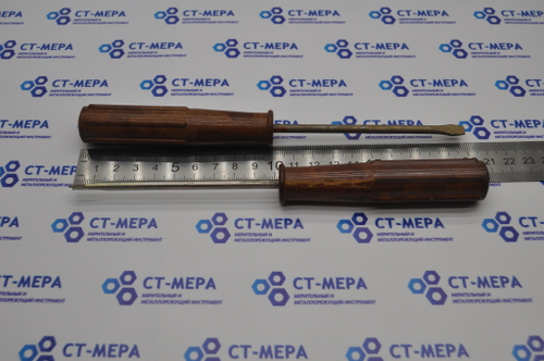 Отвертка шлицевая плоская (минусовая) 200х5.4х0.8мм (Карболитовая ручка) СССР