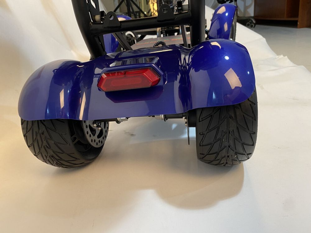 Трицикл GreenCamel Кольт 801 FAT (36V 15,6Ah 2x400W) кресло