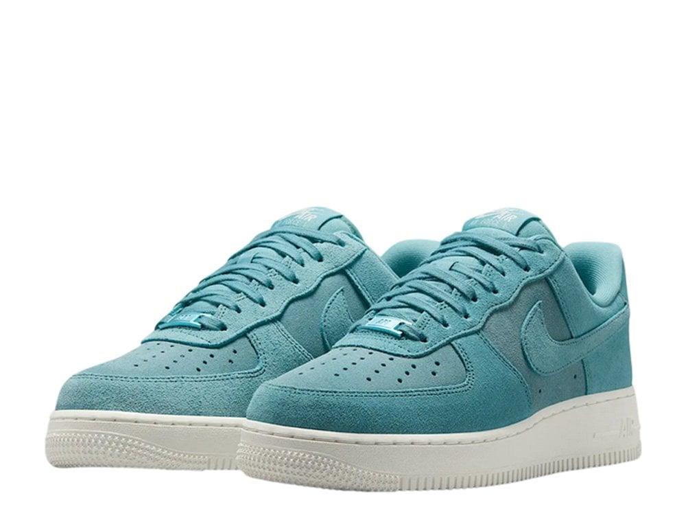 Кроссовки Nike Air Force 1 '07
