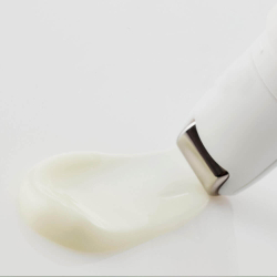 [DR. ALTHEA] Крем-роллер для ухода за кожей вокруг глаз с ретинолом Retinol Flat Iron Eye Roller, 25 мл
