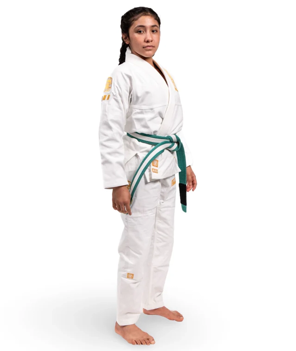 Детское кимоно Tatami PRO SERIES - WHITE & CHAMPION GOLD