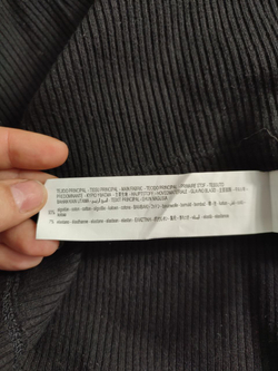 Футболка Zara в рубик, маркировка S, визуально на 44 размер