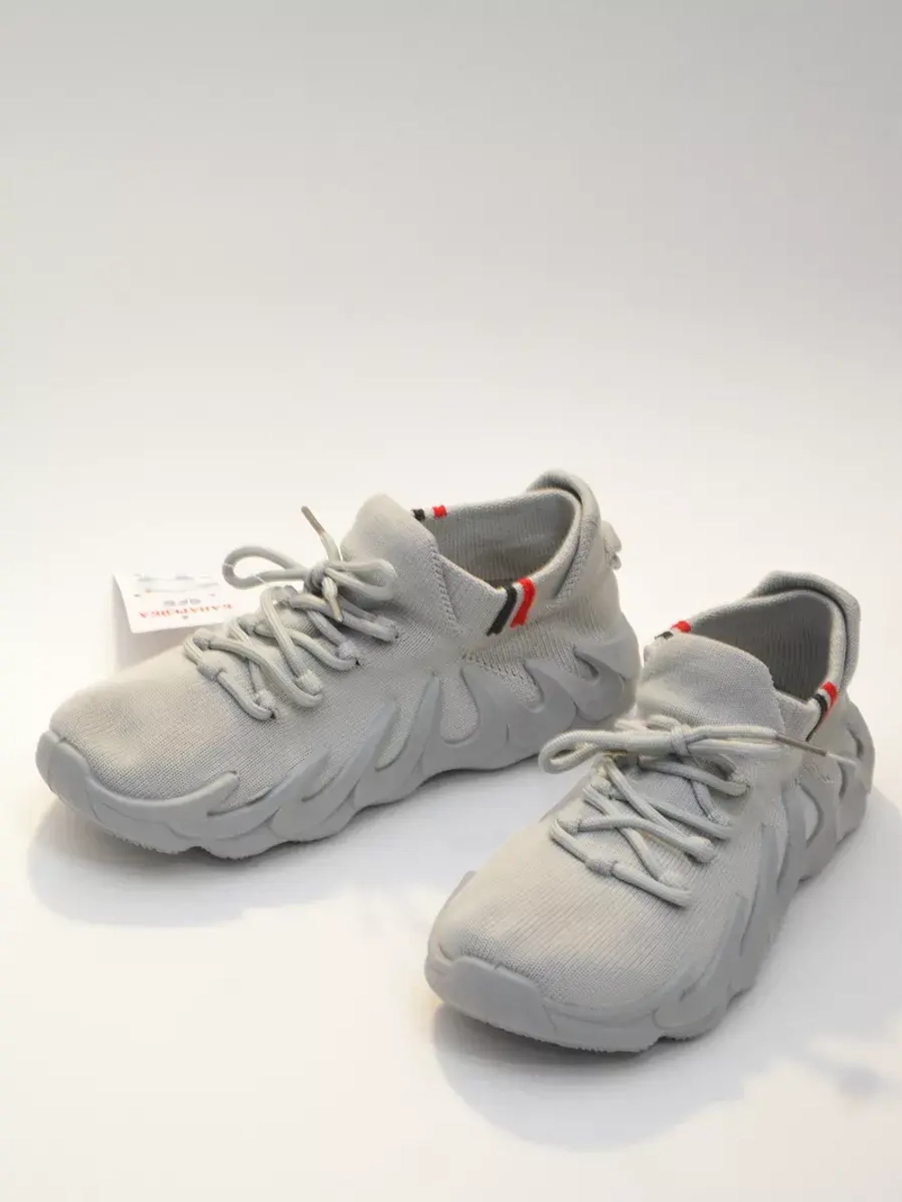 Кроссовки Изики детские - Yeezy boost- серые