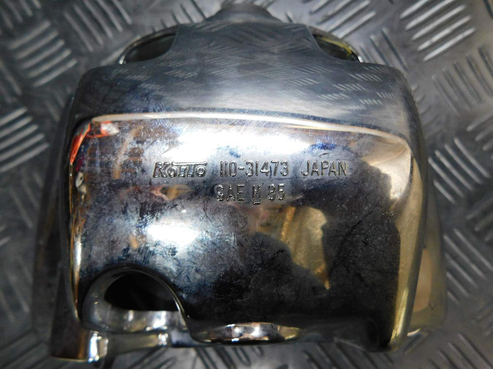 Фара Yamaha FZX750 3XF.