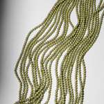 Зеленый алашаньский агат натуральный, 3,5мм, шар, микроогранка