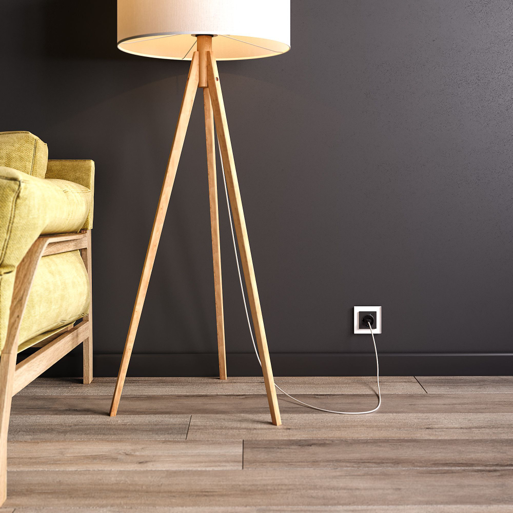 Умная встраиваемая розетка с заземлением с защитными шторками (черный матовый)