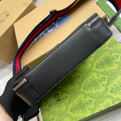 Gucci Ophidia GG Crossbody Bag 23 cm