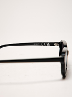 Massimo Dutti Маленькие солнцезащитные очки прямоугольной формы, черный