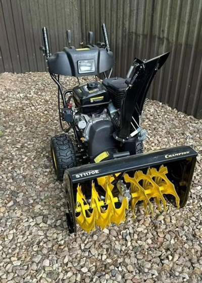 Снегоуборщик CHAMPION ST1170E