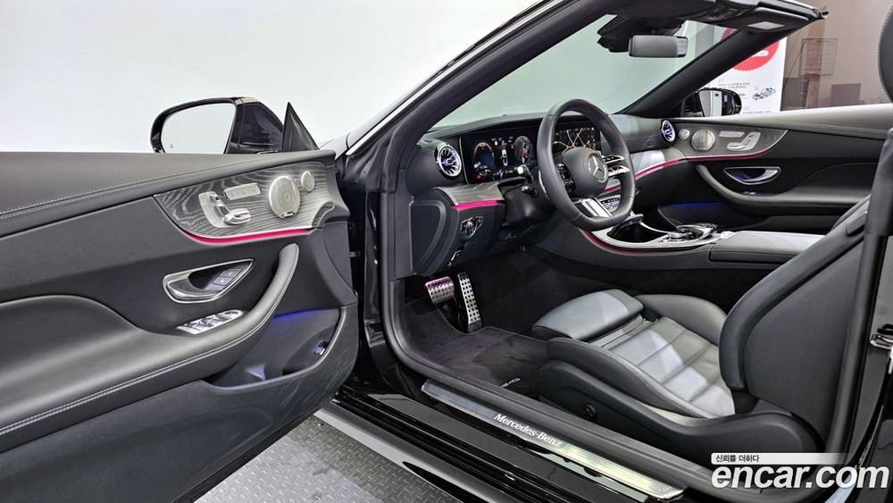 Mercedes-Benz E-Class W213 E450 4MATIC Cabriolet (05.2023)