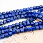 Лазурит бусины, куб, размер около 3,9-4,1 мм, цена за 23-24 шт (1/4 нити)