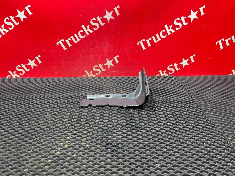 Кронштейн тормозных трубок