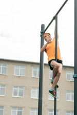 Стойка с шестом