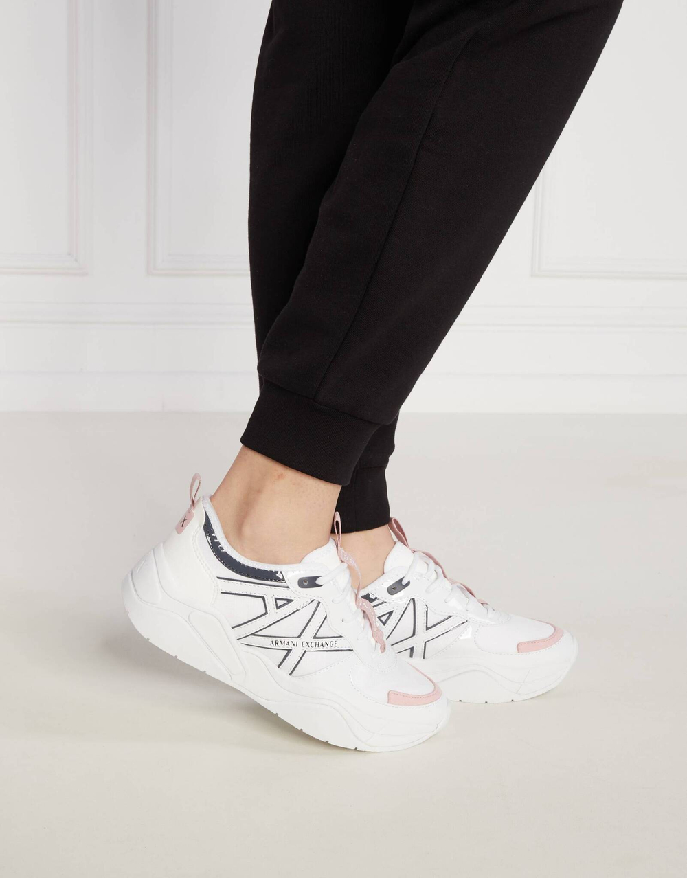 Кроссовки Armani Exchange - белый(XDX039 XV311)