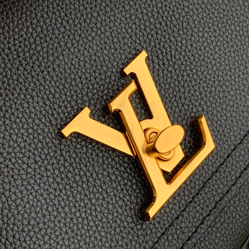 Louis Vuitton Lockme Chain Bag
