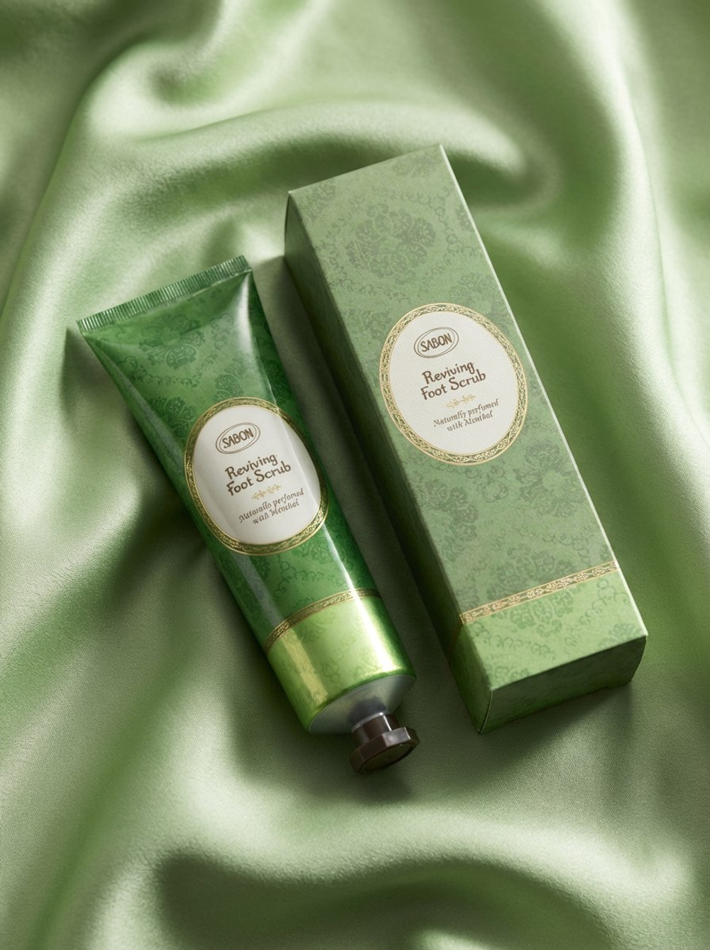 Восстанавливающий скраб для ног (150мл)