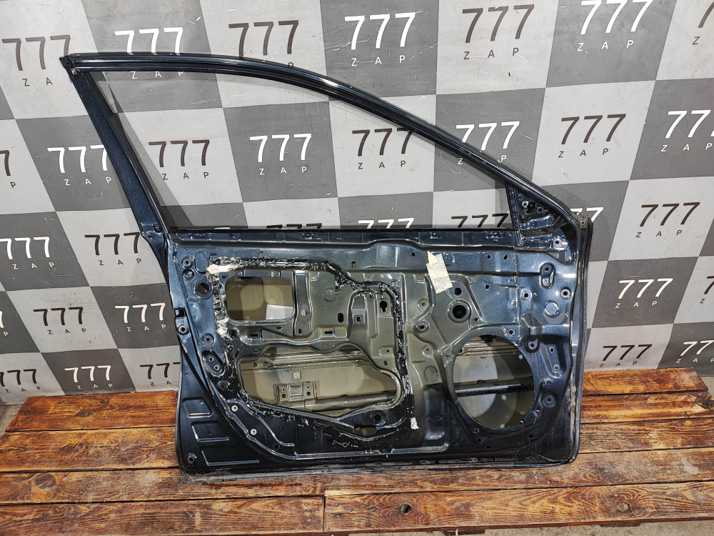 Дверь передняя левая Toyota Camry (XV50) 11-18 Б/У Оригинал 6700206230
