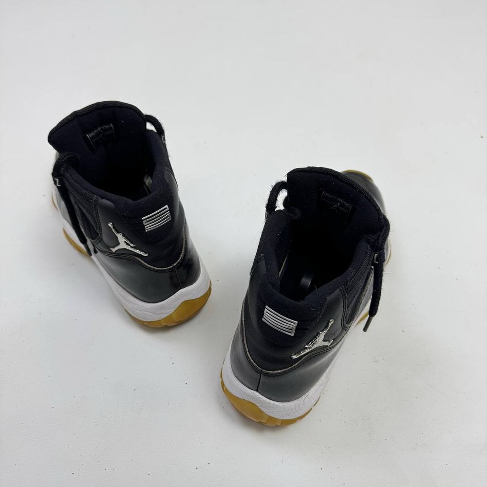 Кроссовки Jordan 11 Jubilee
