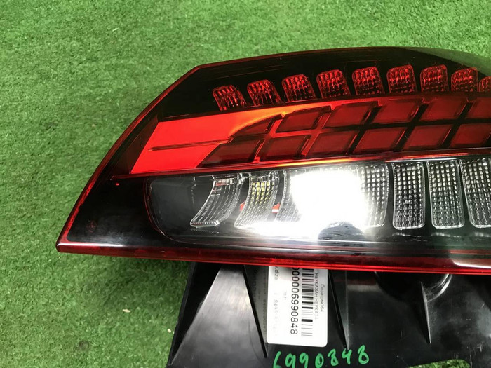 Фонарь правый внешний Mercedes E W213 (2020-2023)