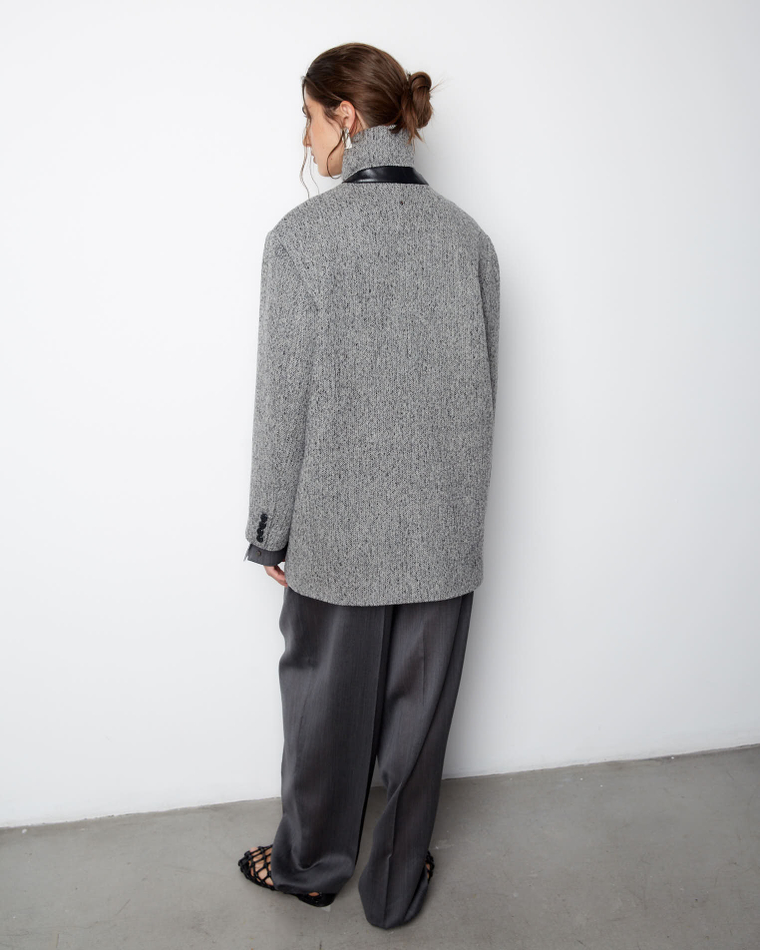 Пальто-жакет из шерсти елочка серый