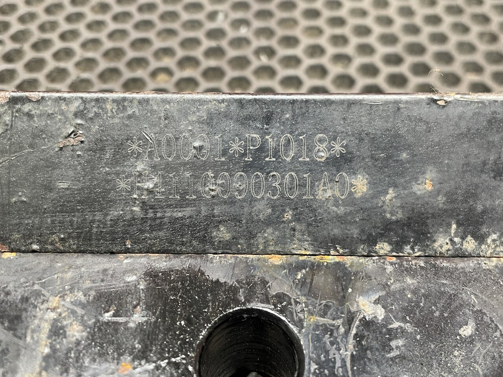 Комплект проставок топливного бака 2024г.