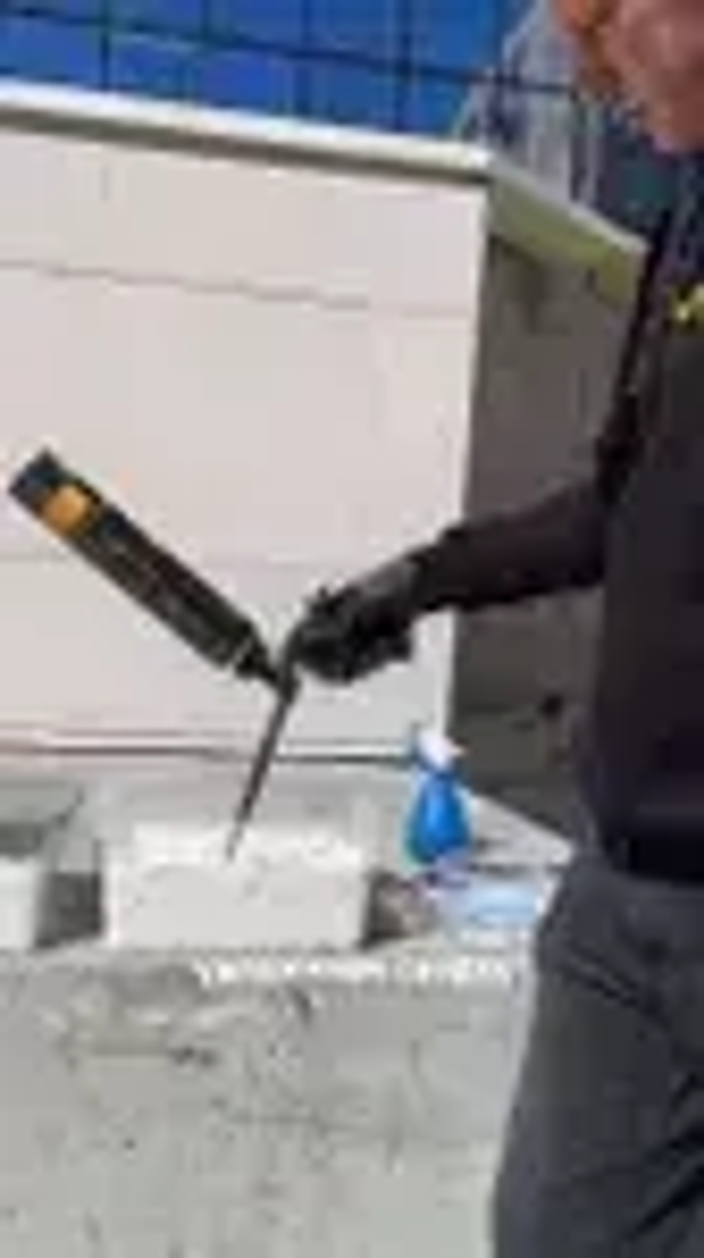 Пена монтажная профессиональная всесезонная KRONbuild Pro 70