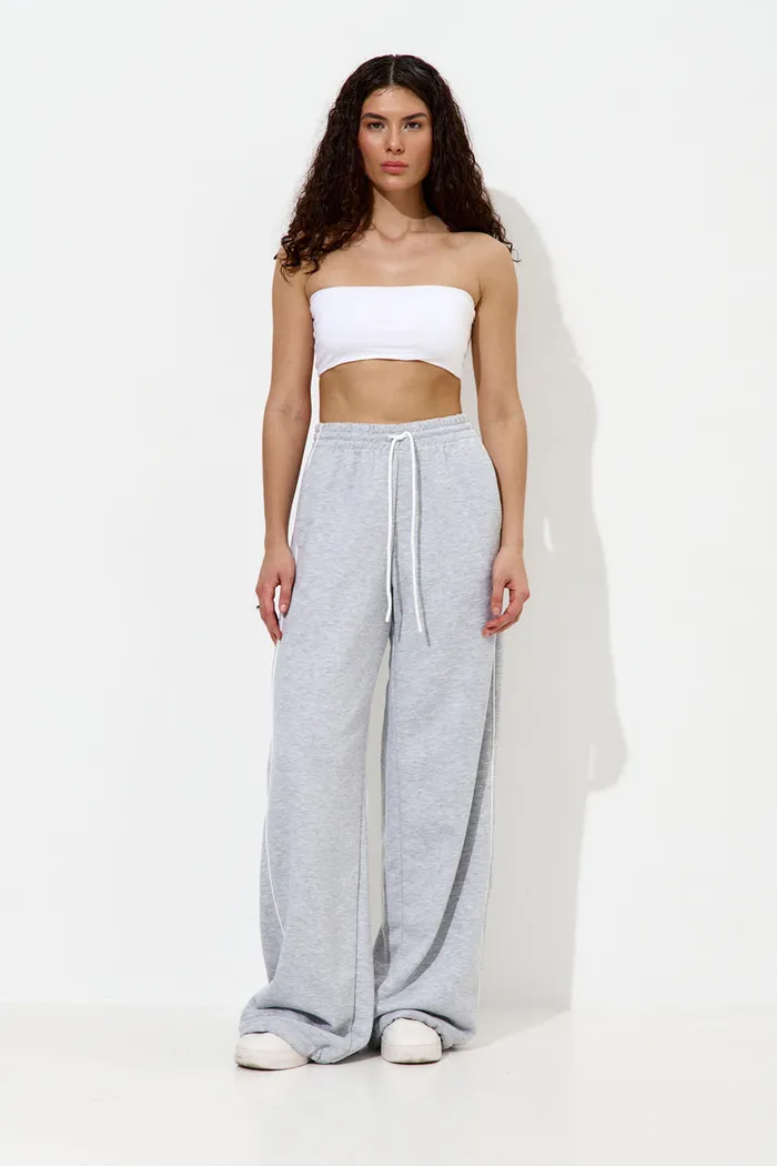Широкие джоггеры без начеса с кантом цвета серый меланж