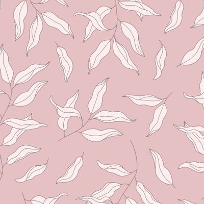 Нежные ветки с листьями на пыльном розовом