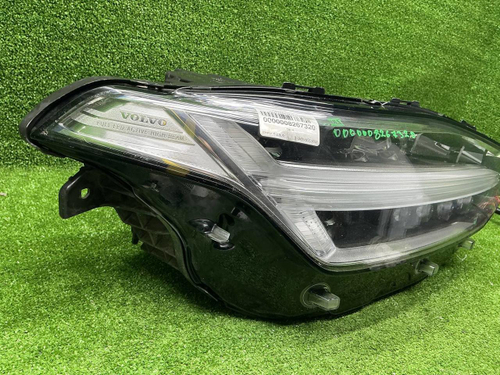 Фара правая Volvo XC90 2 (2014-2019) Full LED