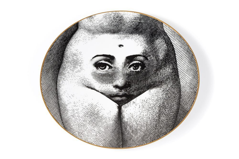 Fornasetti. Коллекционная декоративная тарелка исторической коллекции тарелок «Темы и вариации» №19