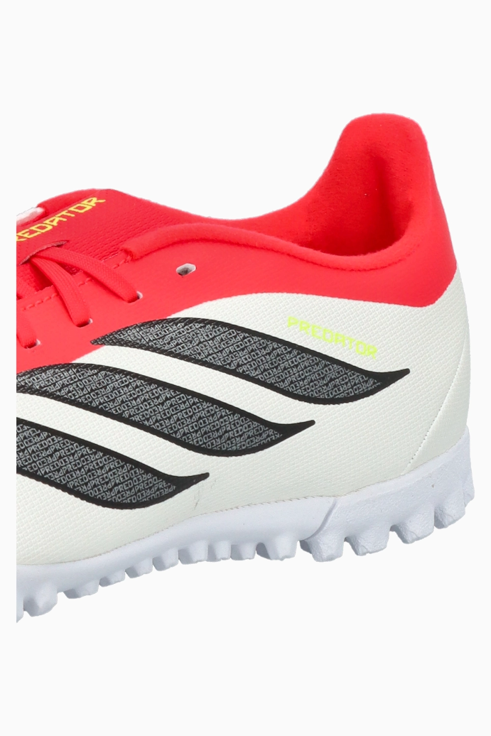 Сороконожки adidas Predator Club TF Junior - красный