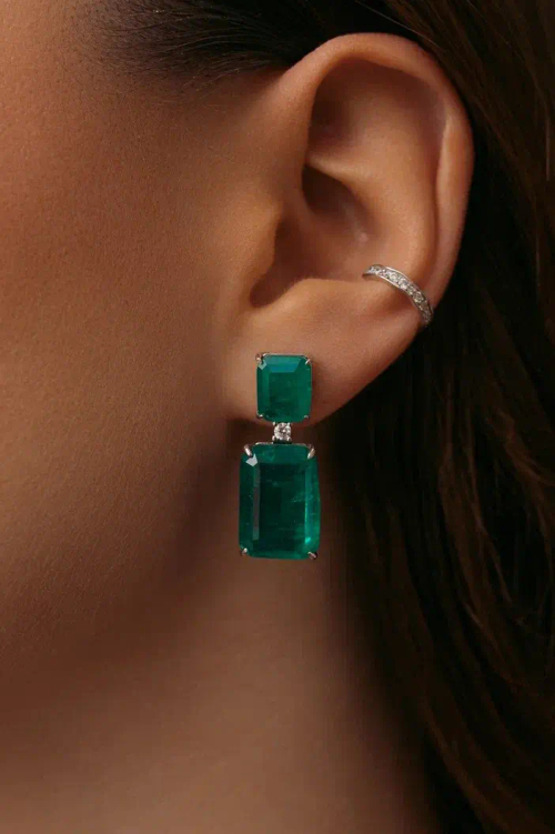 Серьги массивные с крупными зелёными фианитами