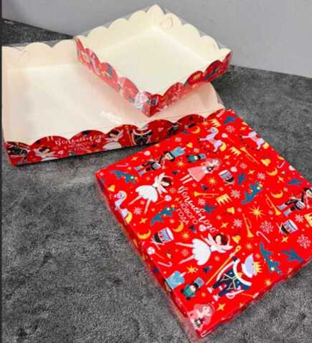 Коробка для пряников и печенья "Щелкунчик" 15,5х15,5х3 см