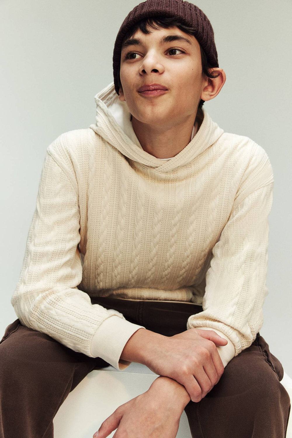 H&M Вязаная толстовка с капюшоном, кремовый