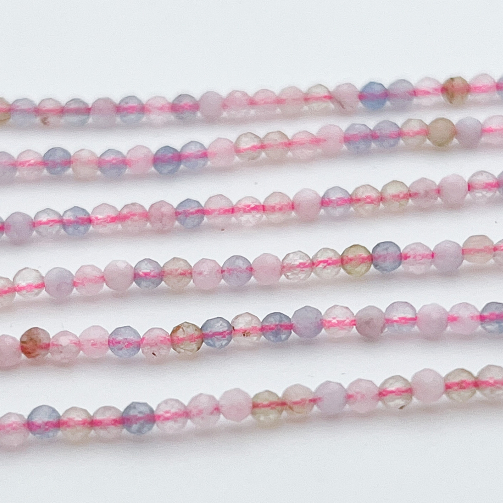 Кварц тонированный граненый, размер около 2,3-2,5 мм, цена за нить 160 шт (около 38 см)