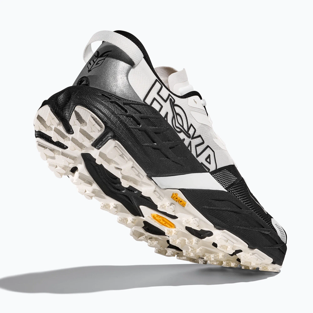 Женские кроссовки для бега HOKA Speedgoat 7 black/white
