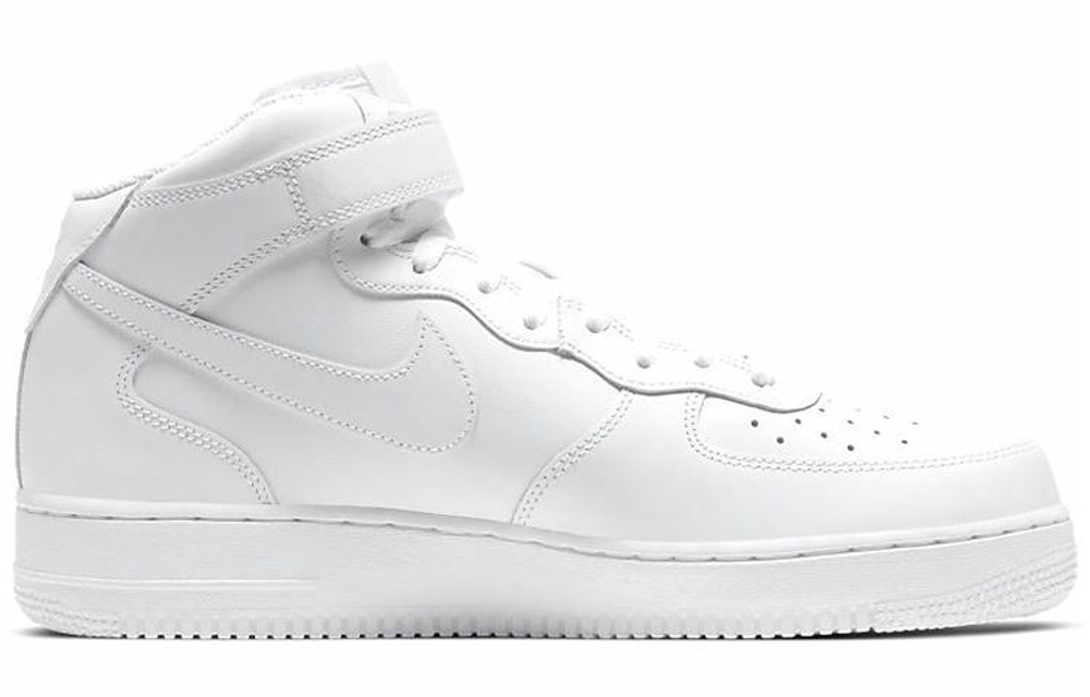 Кроссовки Nike Air Force 1 07