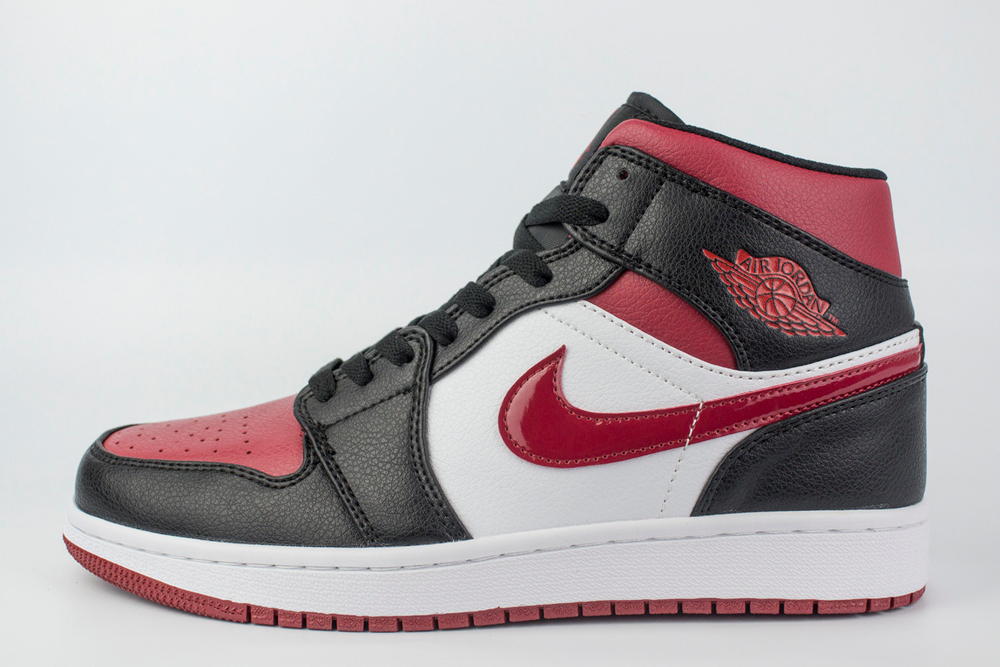 Кроссовки Nike Air Jordan 1 Bred Toe