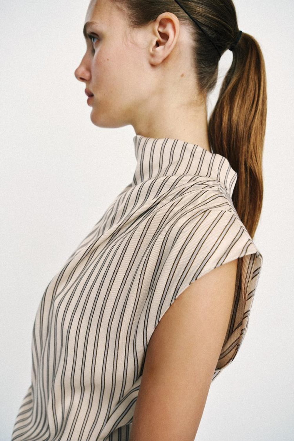 ZARA МИНИ-ПЛАТЬЕ В ПОЛОСКУ С КРУЖЕВОМ, РОЗОВЫЙ