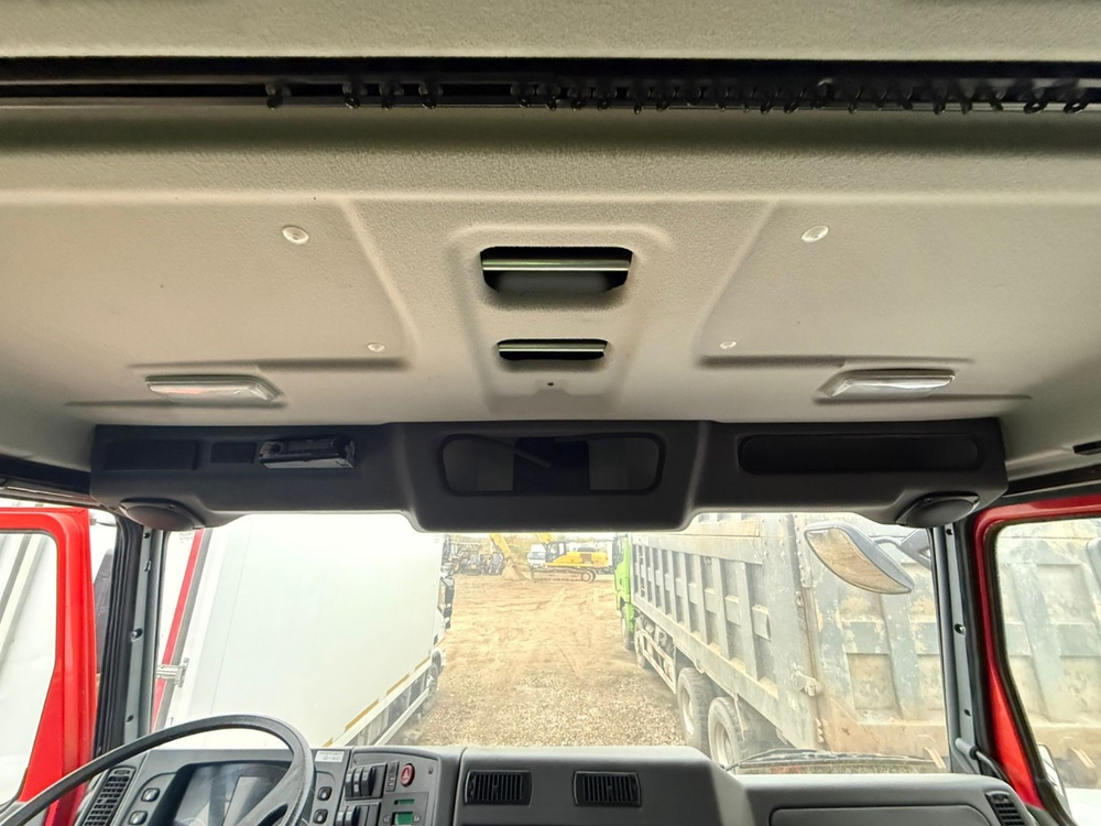 МАЗ 6501* 6x4 Самосвал 650128-8570-000 (Дизельный, 11,6 л, 423 л.с., МТ)
