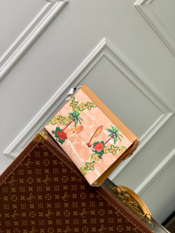 Louis Vuitton Pochette Voyage MM