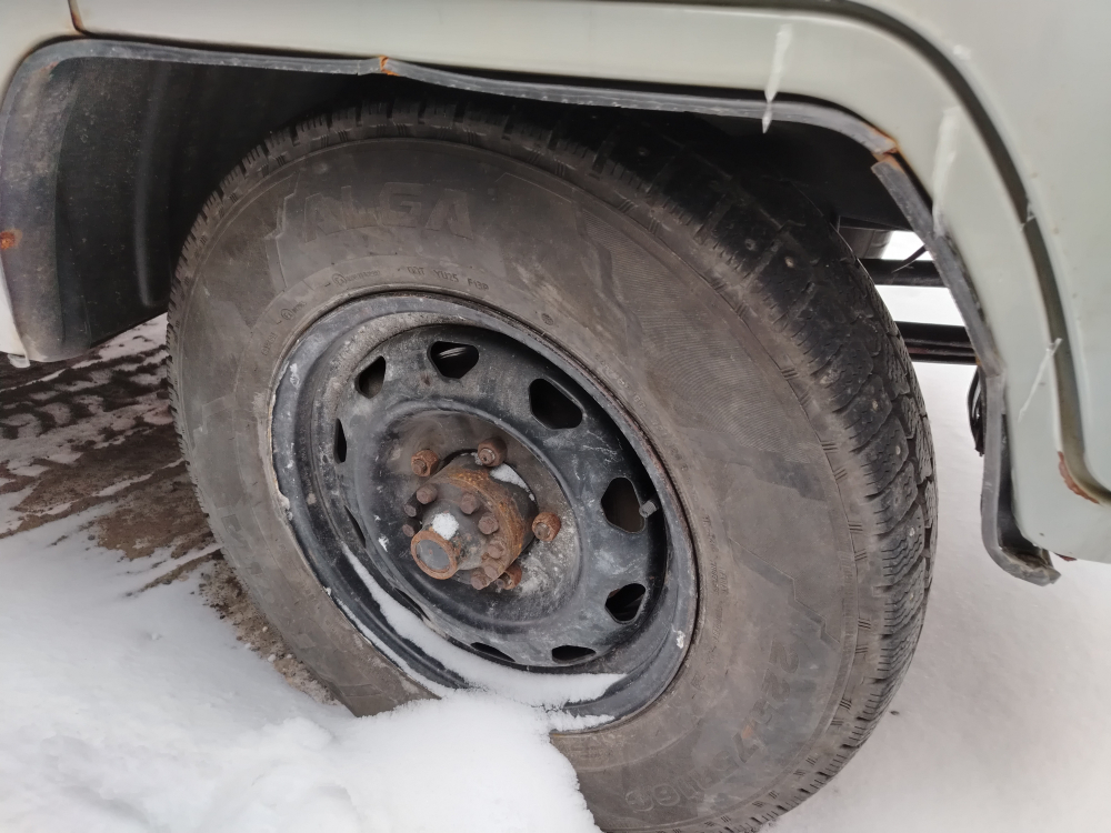 UAZ 2206* Микроавтобус 220695-122-04 (Микроавтобус, 8+1 мест, без ABS, Бензиновый, 2,7 л, 112 л.с.)