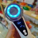 Микротоковый вибромассажер для лица с LED терапией