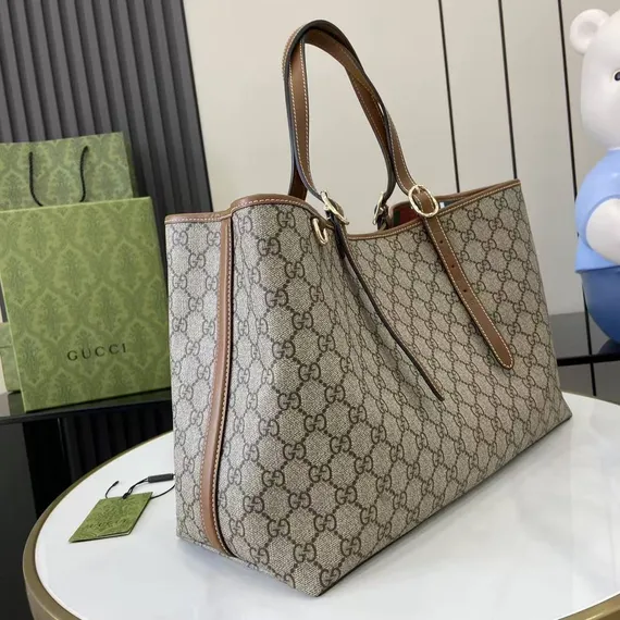 Сумка-тоут Gucci GG Emblem