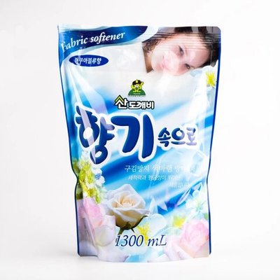 Кондиционер для белья SANDOKKAEBI Soft Aroma Aqua Blue Свежесть океана 1300 мл, мягкая упаковка